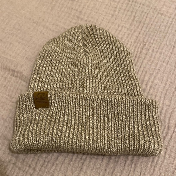 Herschel hat . - Picture 2 of 10